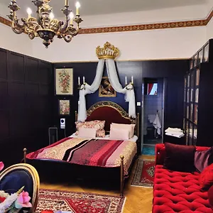 Luxury Near Castle , Vienna Austria